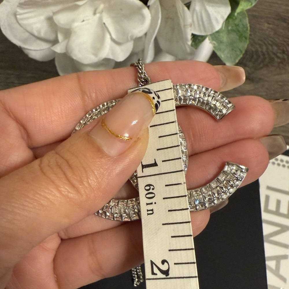 CHANEL Large Silver Crystal CC Logo Pendant Necklace - Picture 8 of 10
